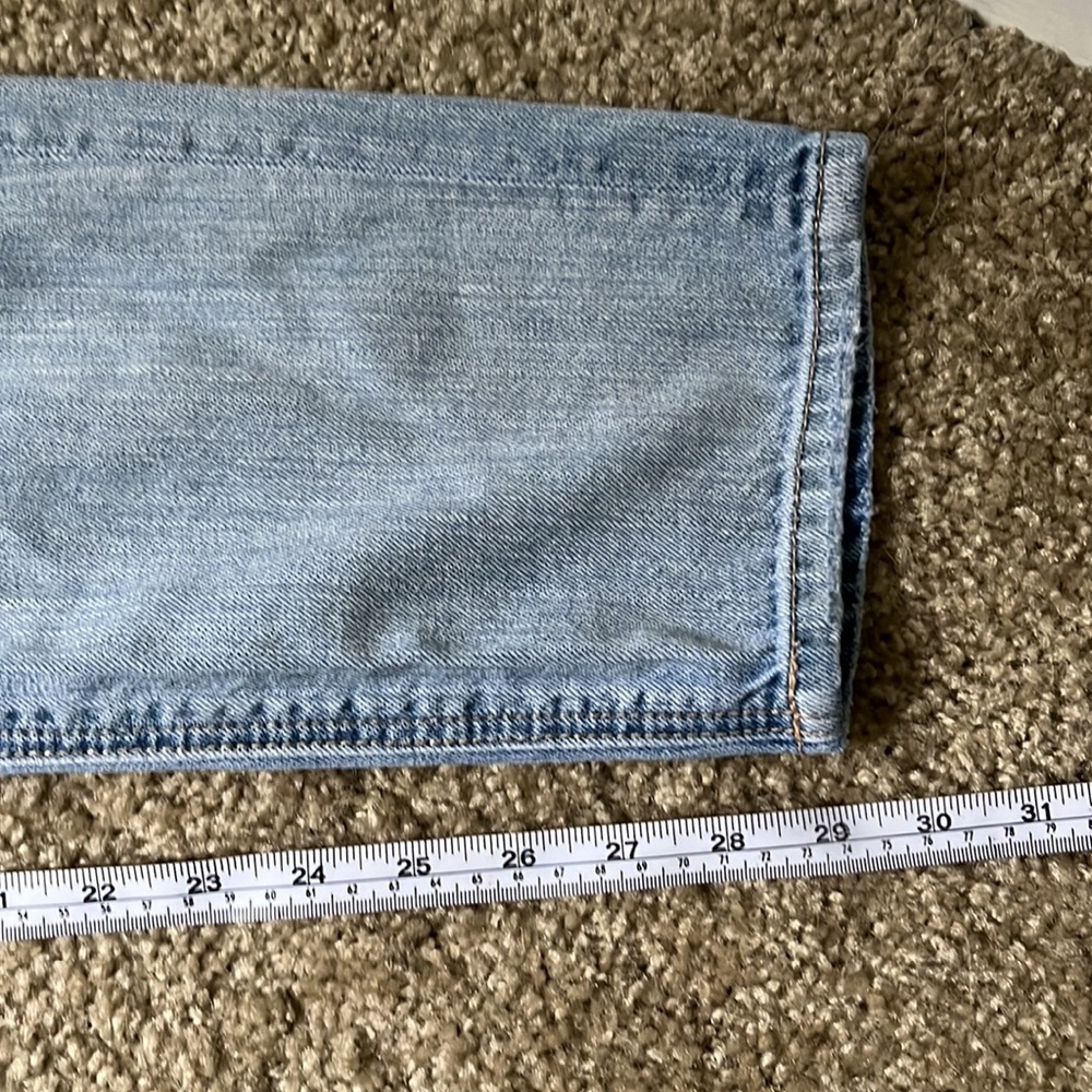 COPY - American Eagle “Tomgirl” ripped jeans - Picture 12 of 16